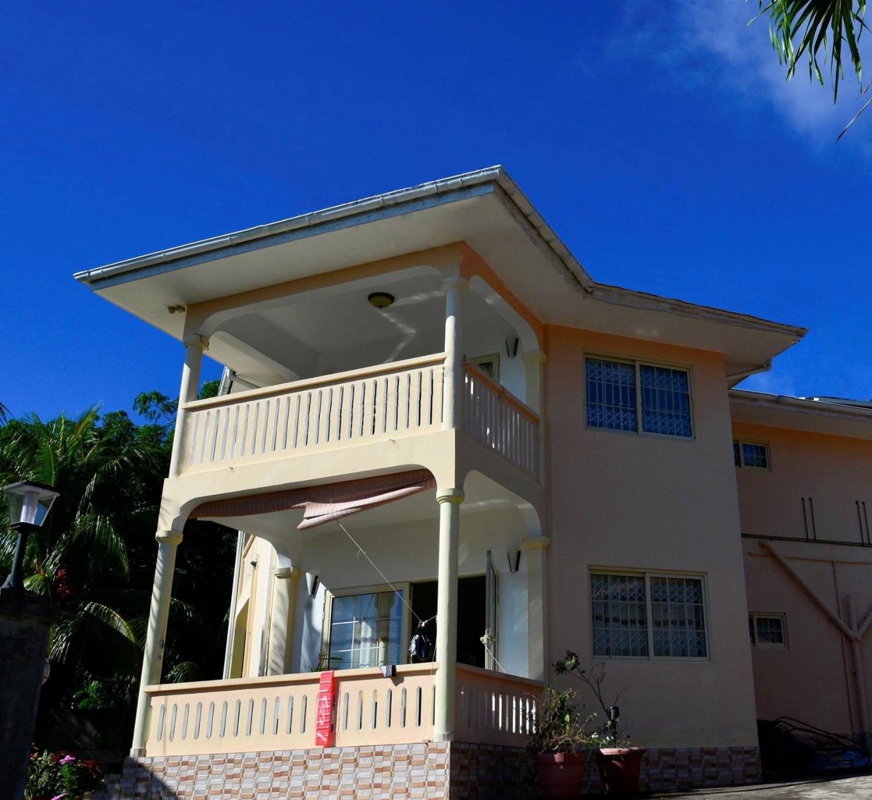 Korrine'S Cottage Horizon Beau Vallon  Luaran gambar